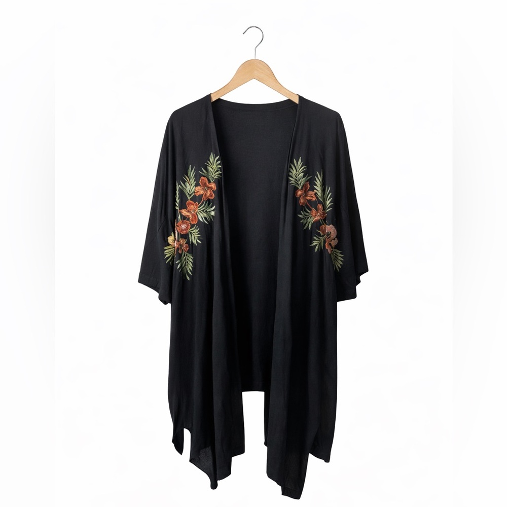 Xhilaration Black Embroidered Kimono M L Floral Boho Open Front Lightweight
